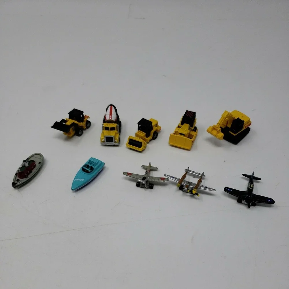 1987 Galoob Micro Machines lot of 10‎ Construction Vehicles,  Boats, and Planes